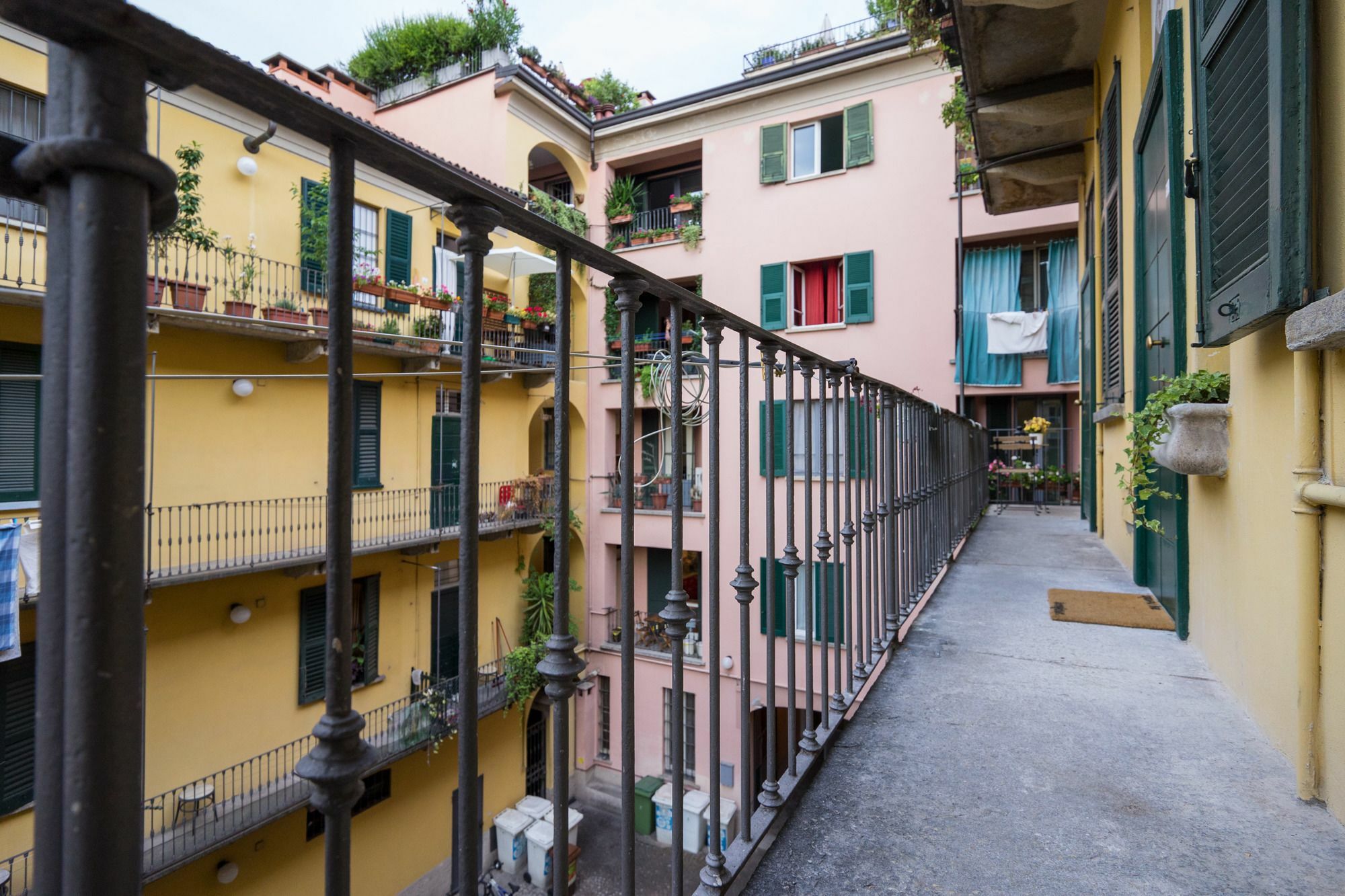 Milano Apartments Navigli Exterior photo